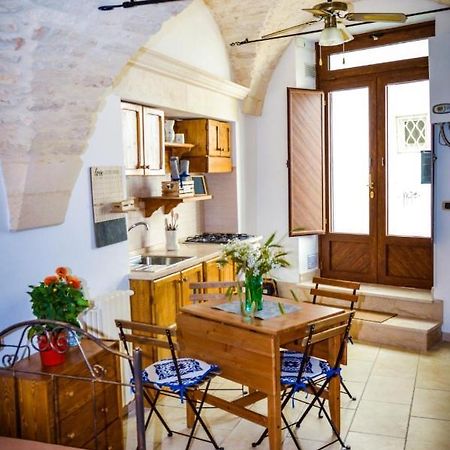 2D La Bellezza Del Centro Storico A 2 Passi Villa Martina Franca Eksteriør billede